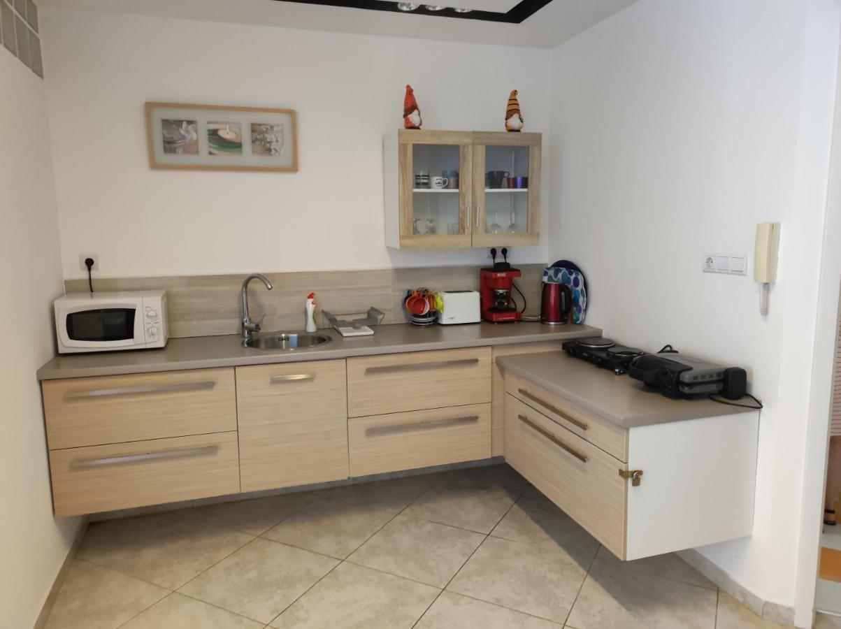 City Center Apartman Zalaegerszeg Eksteriør bilde